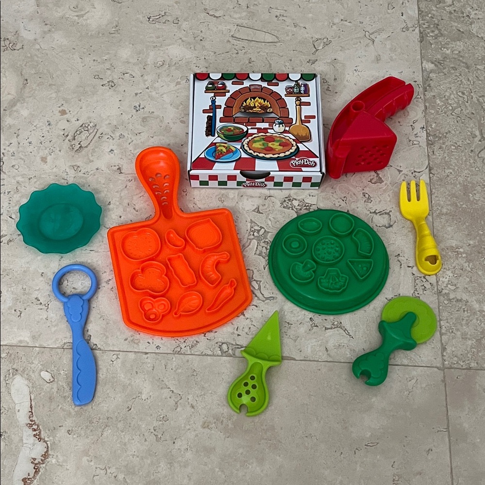 Play-Doh Pizza Party Set - Picture 2 of 2
